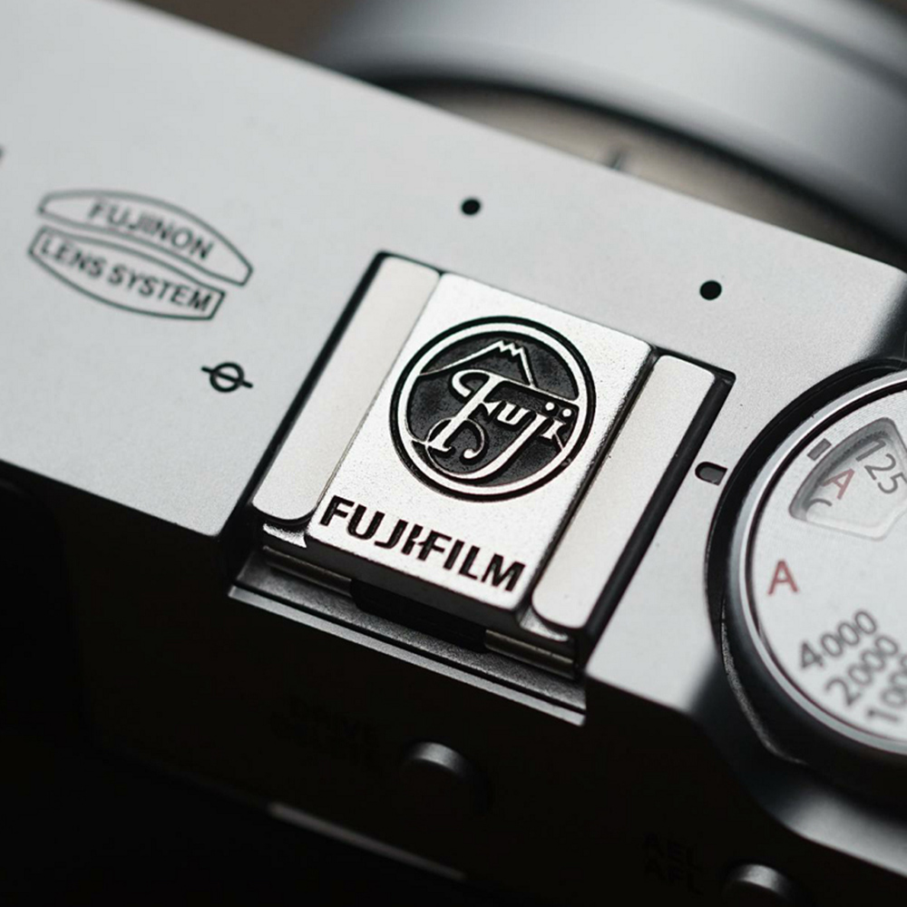 Крышка горячего башмака камеры – обзор и цена Fujifilm Camera X100Vi